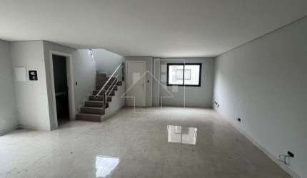 Sobrado a venda com 3 quartos com suíte com 105,53 m² no bairro Uberaba