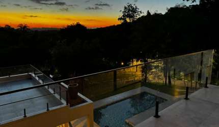 CASA EM  CONDOMÍNIO 300m²  4 SUÍTES 5 VAGAS   ATIBAIA   SÃO PAULO