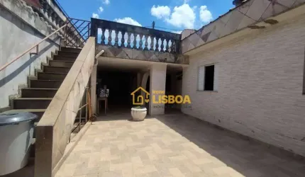 Casa com 03 Dormitórios