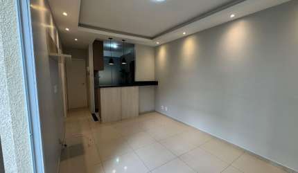 APARTAMENTO TÉRREO COM SACADA - À VENDA - RODEIO