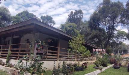 chacara 2300 metros