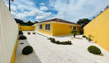 Casa Residencial com 3 quartos  à venda, 230.00 m2 por R$650000.00  - Centro - Colombo/PR