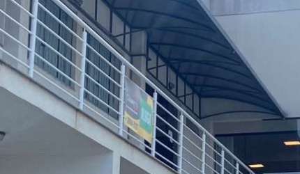 Cjto Comercial/Sala para alugar, 122.00 m2 por R$1600.00  - Centro - Colombo/PR