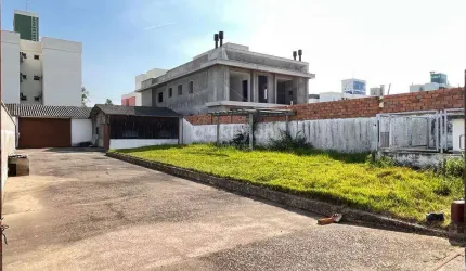 Terreno à Venda no Parque das Palmeiras - Bairro Vila Esperança
