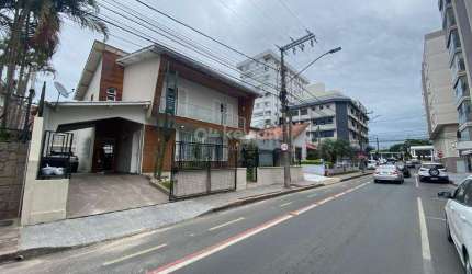 Casa para aluguel, 4 quartos, Centro - Tubarão/SC
