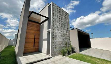 House à venda, 3 quartos, 1 suíte, 2 vagas, Parque das Palmeiras - Tubarão/SC