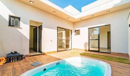 Casa à venda com 03 quartos e piscina, Tocantins - Toledo