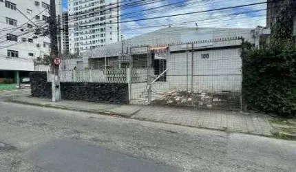 CASA | ILHA DO RETIRO