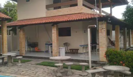 Casa com 3 dormitórios- 30 metros da Praia de Carapibus