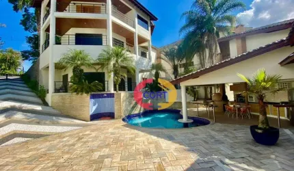 Casa de alto padrão com vista panorâmica no condomínio Arujazinho!!
