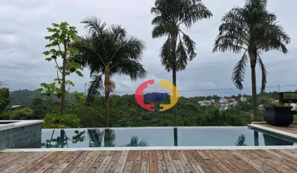Casa com vista panorâmica para venda em condomínio de Arujá!!!