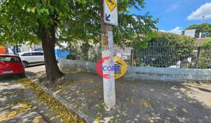 Localizado em Guarulhos, este imóvel comercial oferece uma área ampla e versátil, ideal para diversos tipos de negócios!!!
