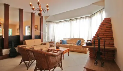 Casa à Venda na Vila Brandina em Campinas - 5 quartos