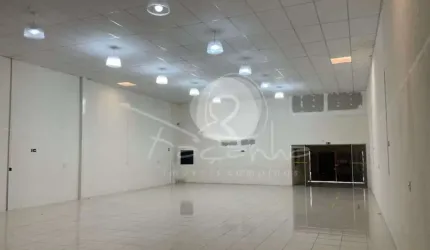 Galpão à Venda no Bosque, Campinas: 380m² de Infraestrutura Completa e Moderna. Façanha Imóveis.