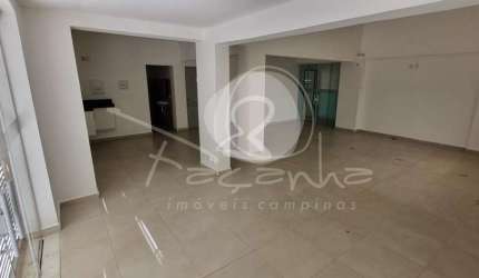 Casa comercial para alugar no Cambuí, em Campinas. Ótima localização!
