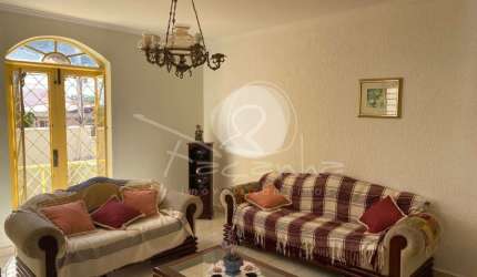 Casa Residencial para venda no Taquaral em Campinas - 4 quartos