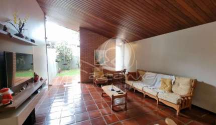 Casa Guanabara em Campinas, por R$ 1.590.000,00 - Façanha Imóveis Campinas