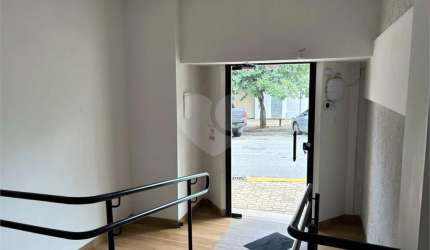 Casa com 6 quartos à venda em Centro - SP
