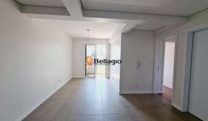 Apartamento de 2 dormitórios, suíte e garagem