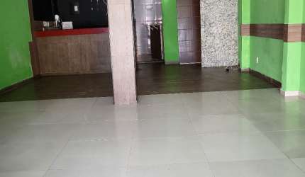 Loja 2 andares ótimo ponto comercial na Taquara