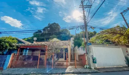 Casa tipo para venda com 4 quartos, 160m²