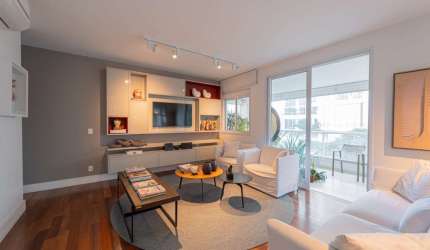 Apartamento tipo para venda com 3 quartos, sendo 3 suítes, 233m²