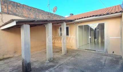 Uma residência em alvenaria com área construída de aprox. 65,00 m  Localizada na