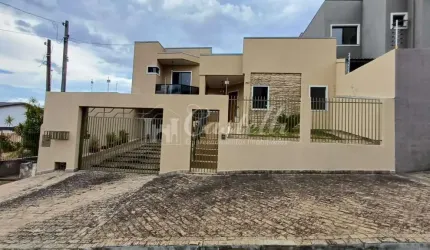 Casa,194.00 m , Uvaranas, PONTA GROSSA - PR