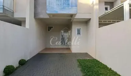 Sobrado à venda, no Bairro Uvaranas, em PONTA GROSSA - PR