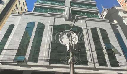 Apartamento em alto padrão para à venda, em Meia Praia, ITAPEMA - SC