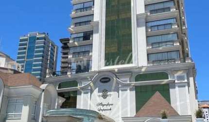 Apartamento em alto padrão à venda, Meia Praia, ITAPEMA - SC