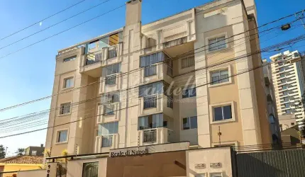 Cobertura duplex medindo 186,00 de área útil. Localizada em bairro nobre da Cidade