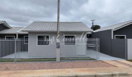 Casa para à venda, no Bairro Uvaranas, PONTA GROSSA - PR
