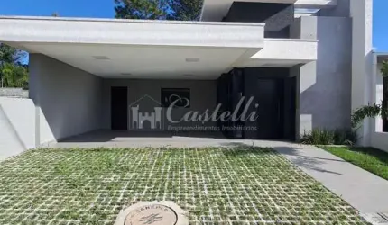 Casa para à venda, no Bairro Contorno, em PONTA GROSSA - PR