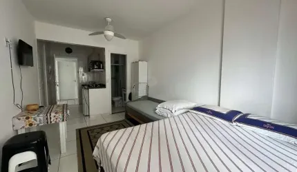 Loft mobiliado a 500 metros da praia central, centro , Balneário Camboriú - SC