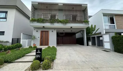 Casa com 3 suÍtes no condomÍnio caledonia , Santa Regina, Camboriú - SC