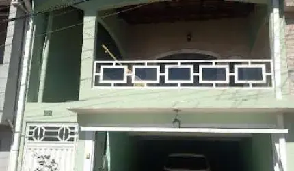 Sobrado na Quarta Divisão