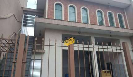 CASA NA VILA VITÓRIA