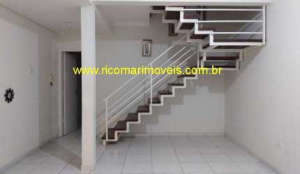 Sobrado 2 suites frente para praia, piscina, repasse de divida Bairro Gaivota