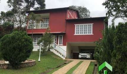 Casa com 4 quartos, 2 piscinas, banheira de hidro, acabamento de alto padrão em Ipiabas