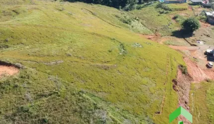 Vendo Terreno com 700 m2 no Loteamento Senhor do Bonfim Frente ao Posto de Gasolina de Ipiabas