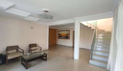 Casa para Locação em Salvador, Piatã, 4 dormitórios, 2 suítes, 4 banheiros, 2 vagas