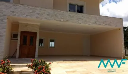 LInda Casa em Alphaville - Completa de Armários!