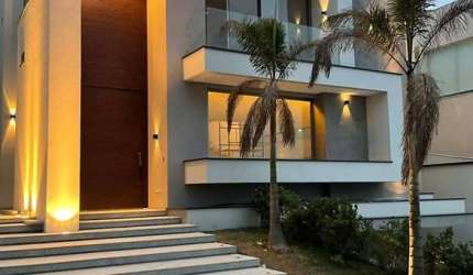 Casa Nova com Elevador e Mobiliada no Tamboré 10