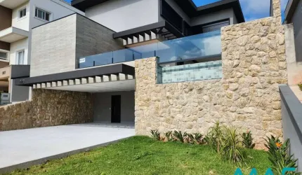 Casa Nova em Alphaville - Linda!