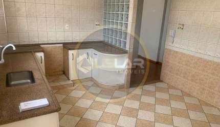 Apartamento de 2 dorms com suite no marapé