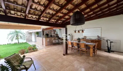 Lindo Sobrado com 4 dormitórios à venda, 220 m² por R$ 890.000 - Parque São Miguel - São José do Rio Preto/SP