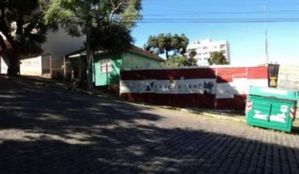 Terreno à venda na Nossa Senhora de Lourdes, Caxias do Sul  por R$ 2.320.000