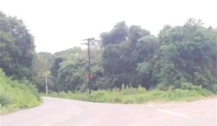 Terreno à venda em Linha Feijó, Caxias do Sul  por R$ 360.000
