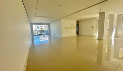 Apartamento com 3 quartos à venda no Centro, Caxias do Sul , 189 m2 por R$ 1.040.000